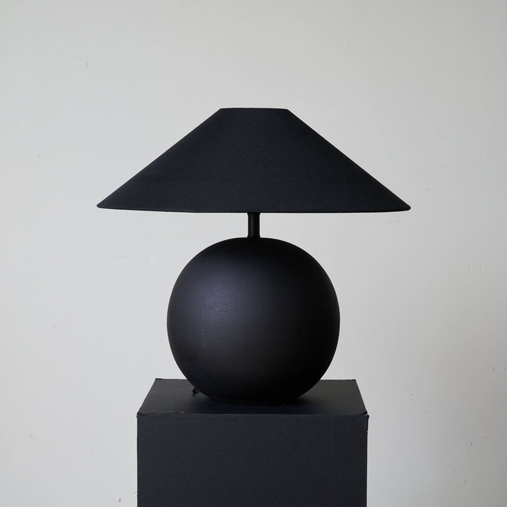 Obsidian Sphere Table Lamp - Vakkerlight