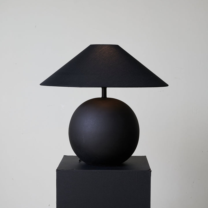 Obsidian Sphere Table Lamp - Vakkerlight