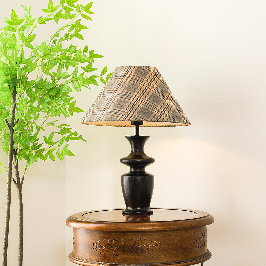 Oliver Table Lamp