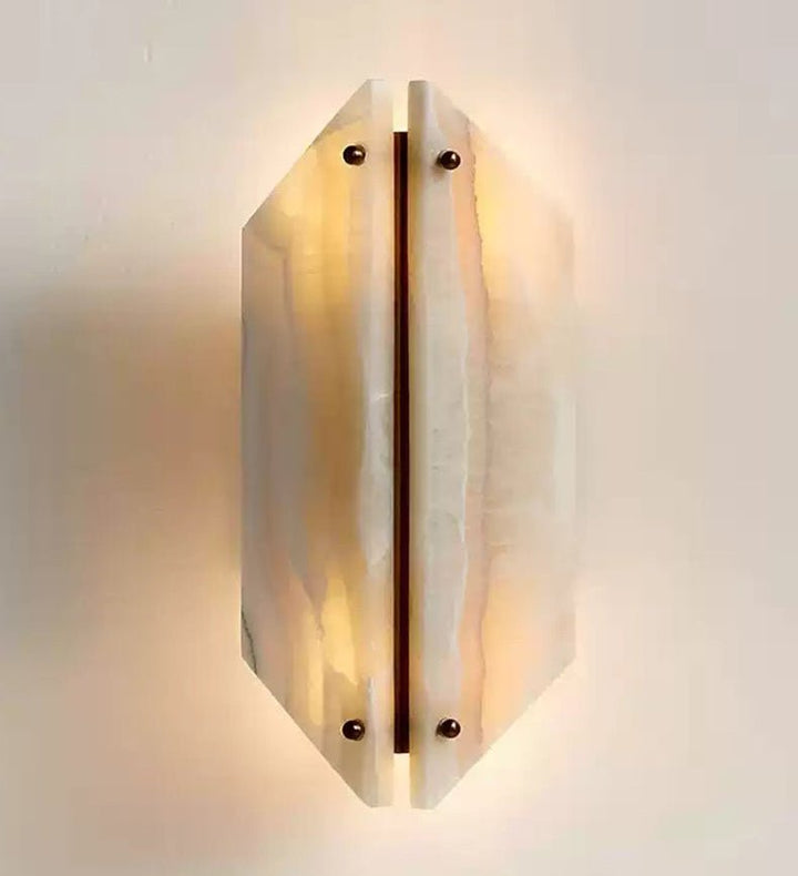 Onyxa Crest Wall Lamp - Vakkerlight