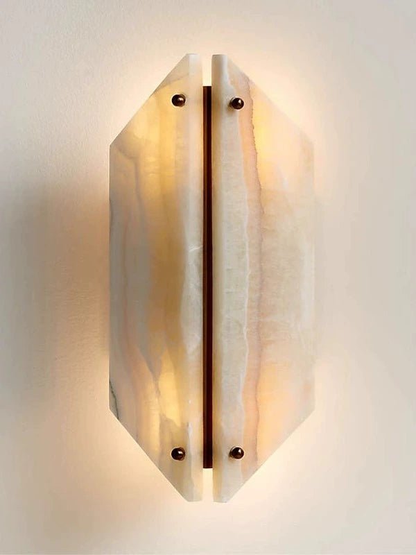 Onyxa Crest Wall Lamp - Vakkerlight