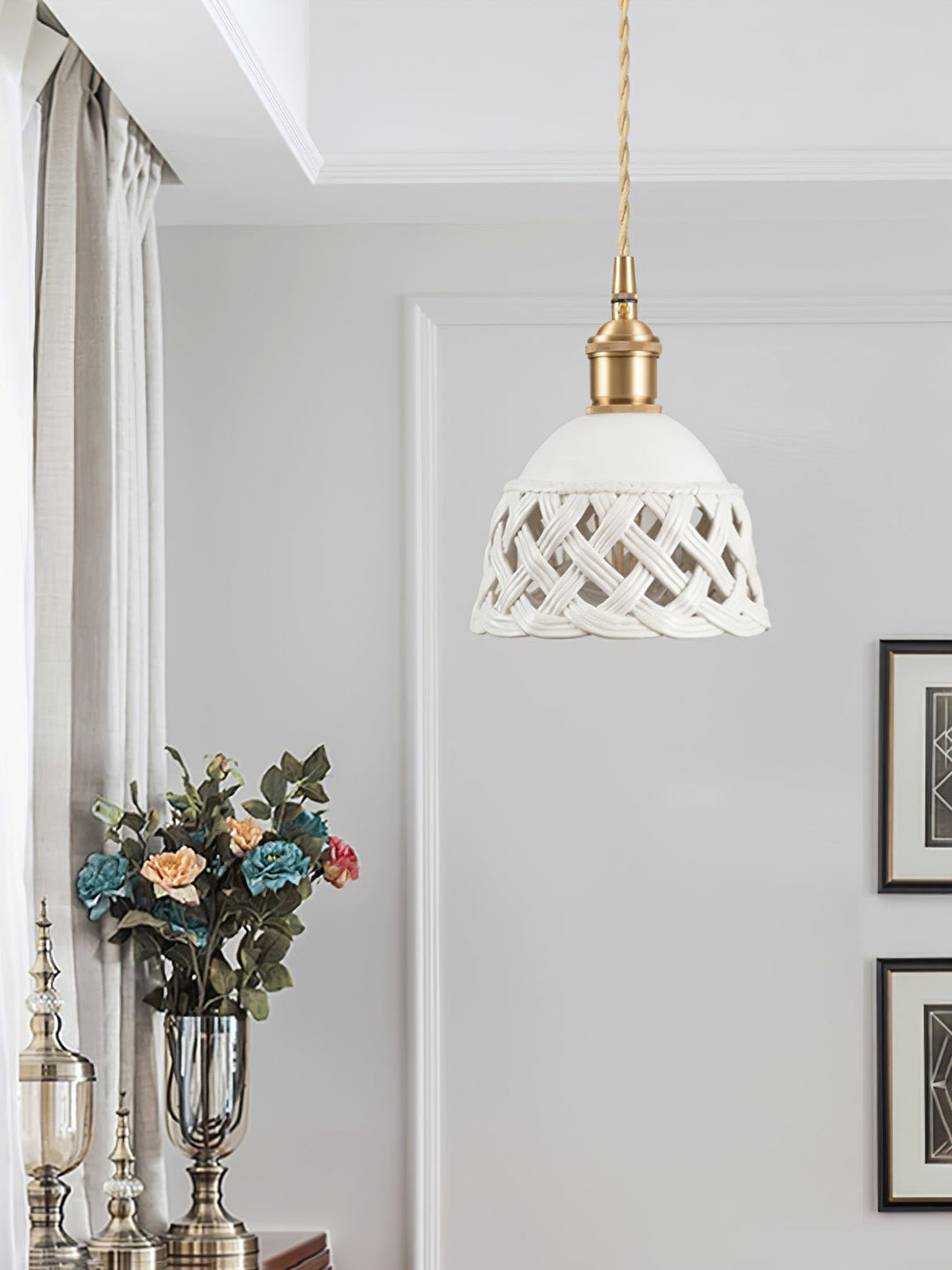 Openwork Ceramic Pendant Lamp - Vakkerlight