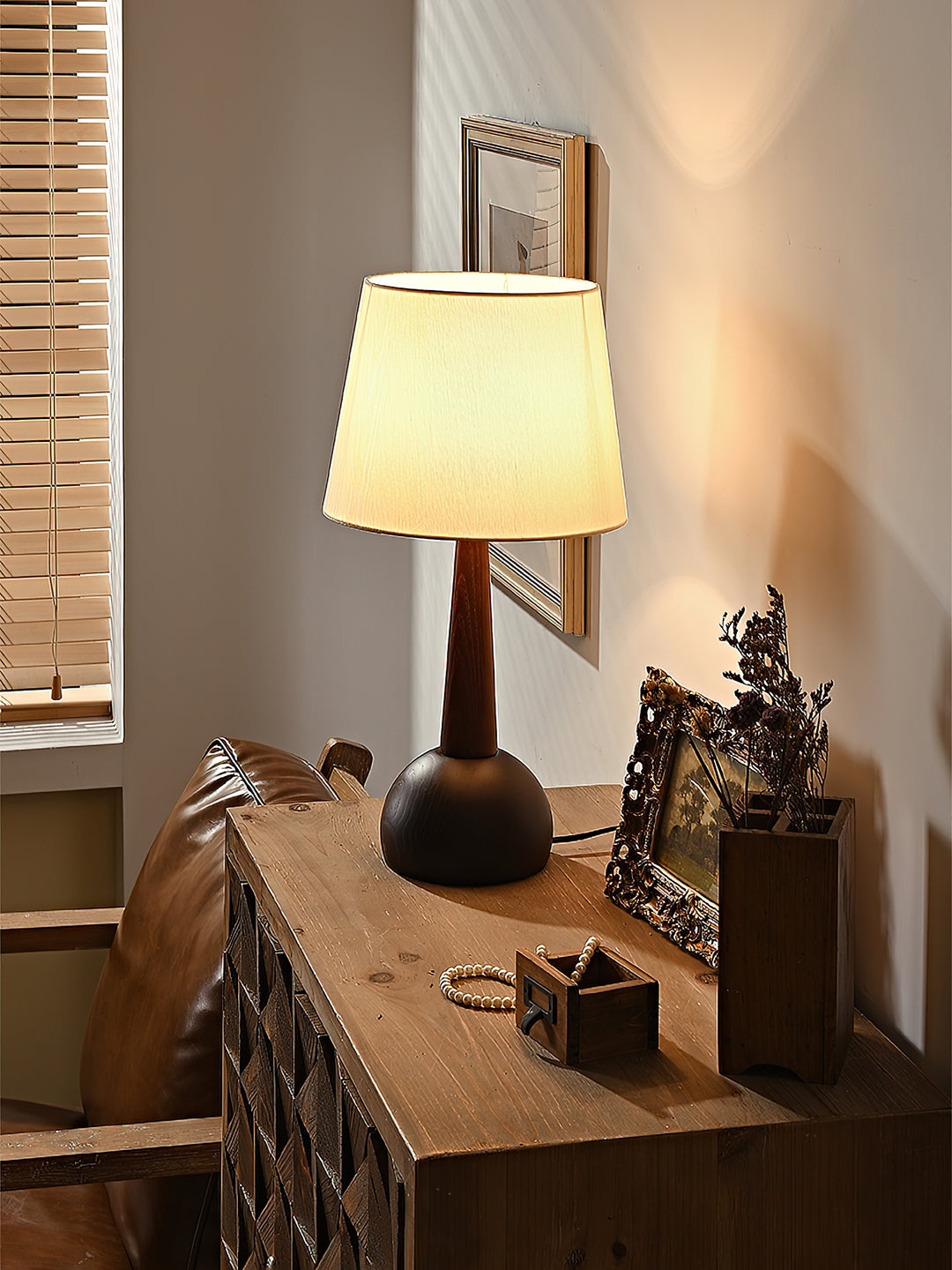 Orben Wood Table Lamp - Vakkerlight
