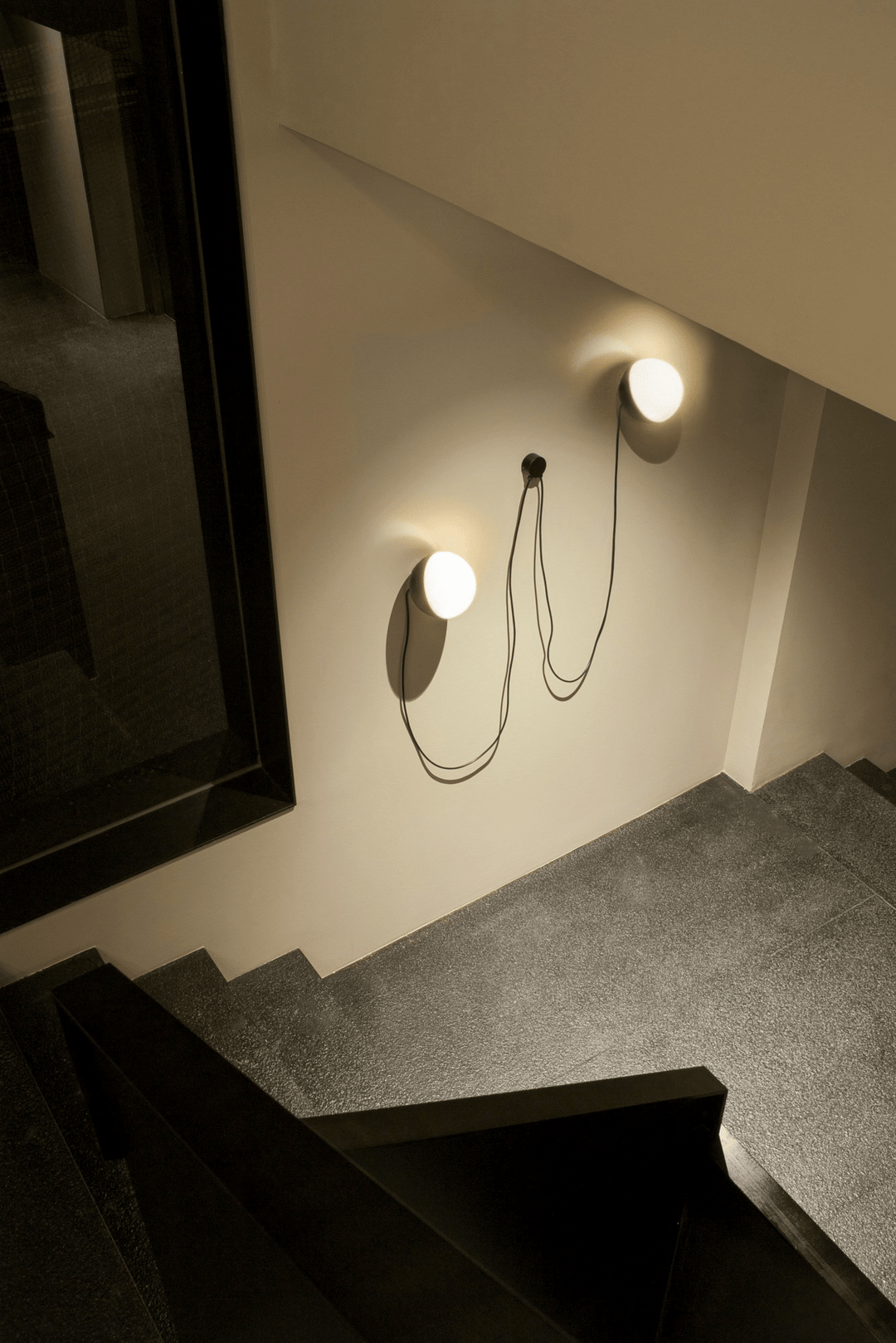 Orbit Dual Globe Wall Lamp - Vakkerlight