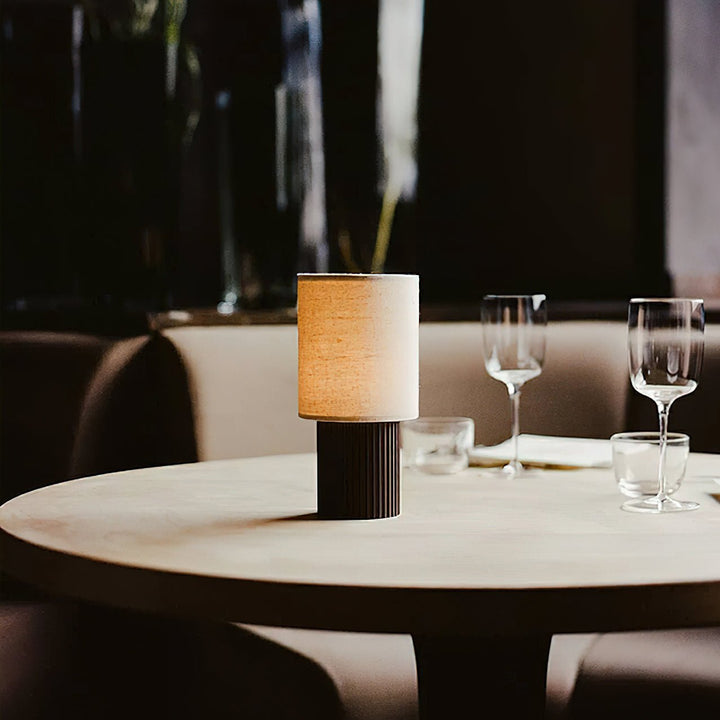 Orlo Ribbed Table Lamp - Vakkerlight