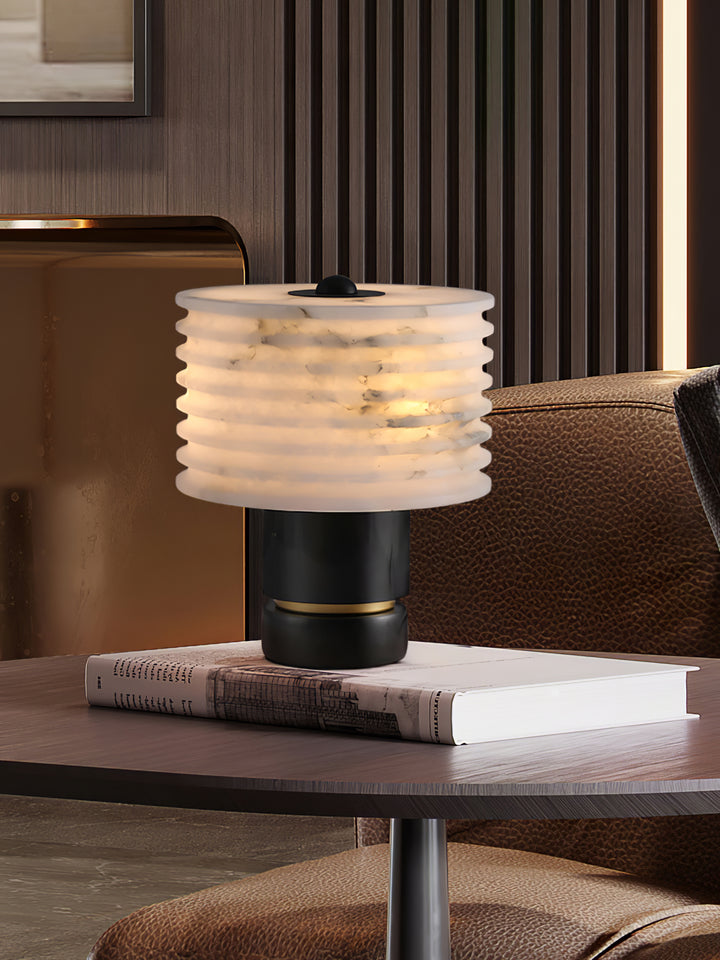 Outela Table Lamp - Vakkerlight