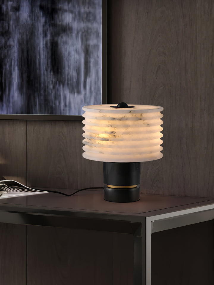 Outela Table Lamp - Vakkerlight