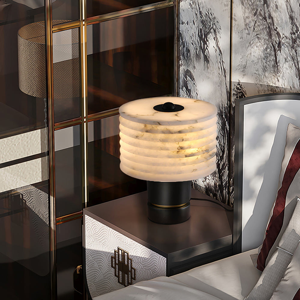 Outela Table Lamp - Vakkerlight