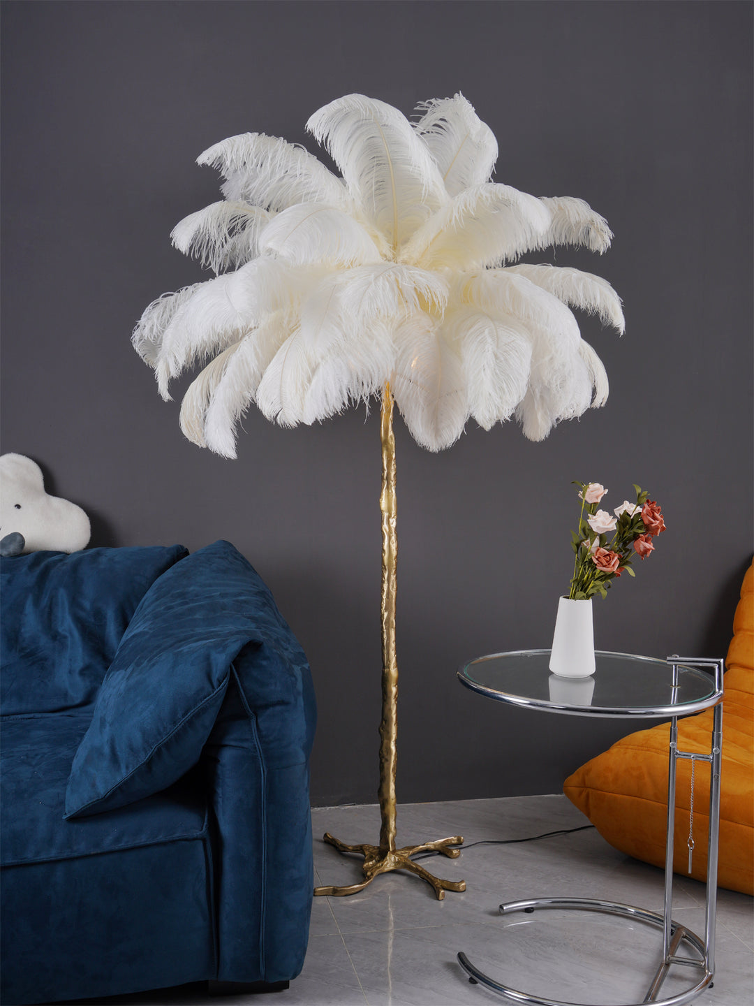 Lampadaire en laiton plume d'autruche