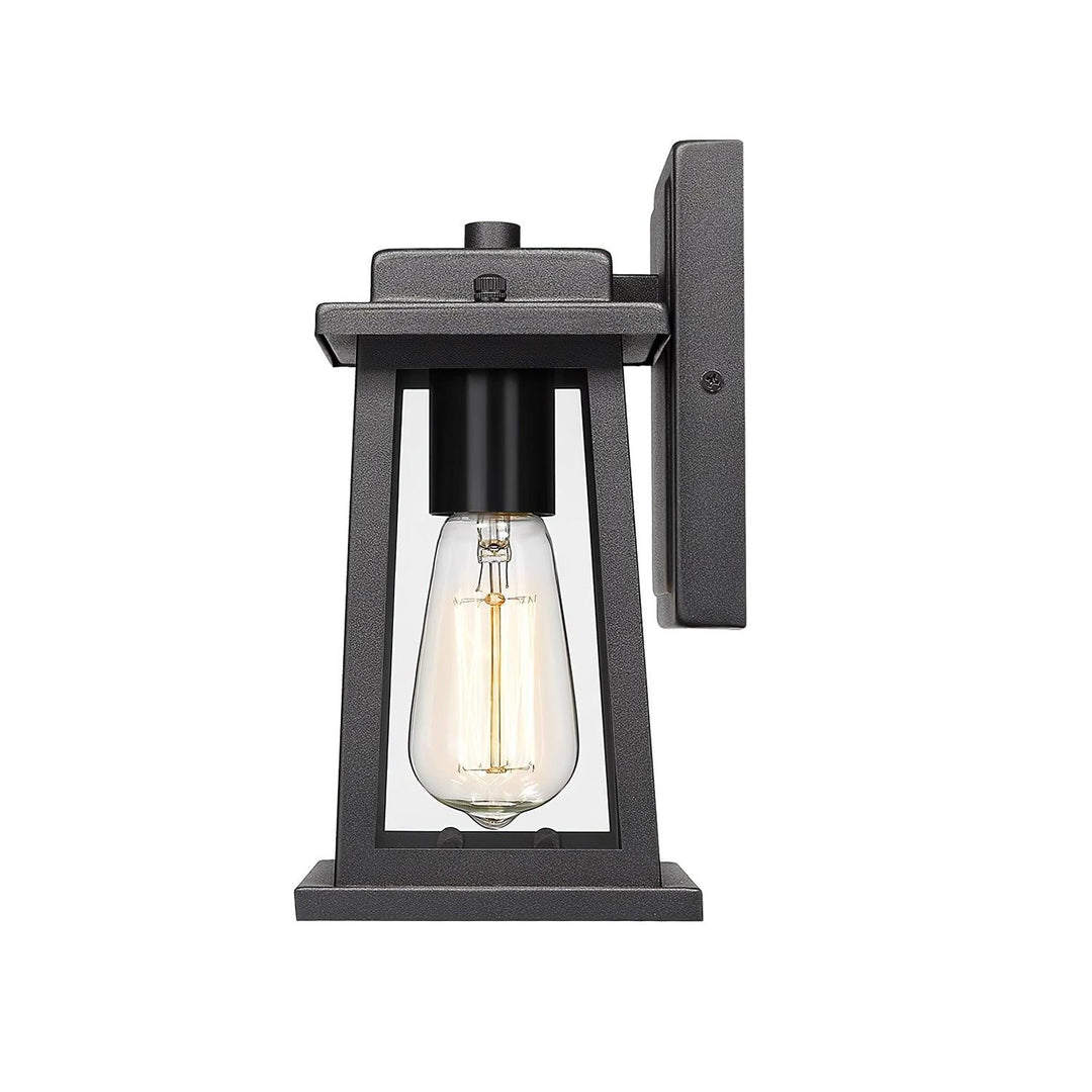 Outdoor Lantern Wall Lamp - Vakkerlight