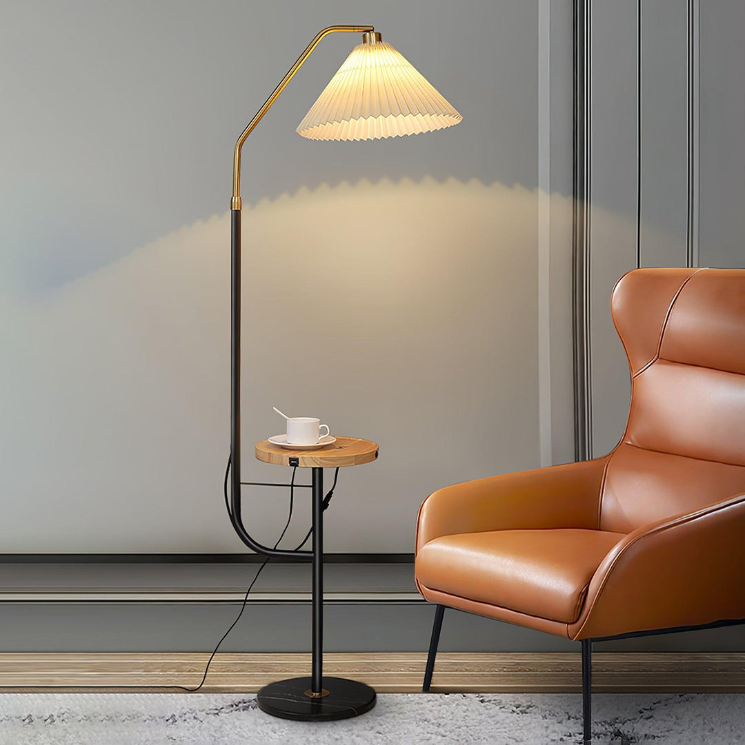 Ozz Floor Lamp - Vakkerlight