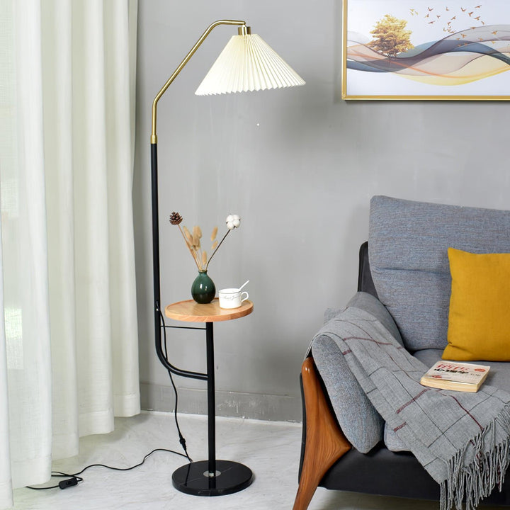 Ozz Floor Lamp - Vakkerlight