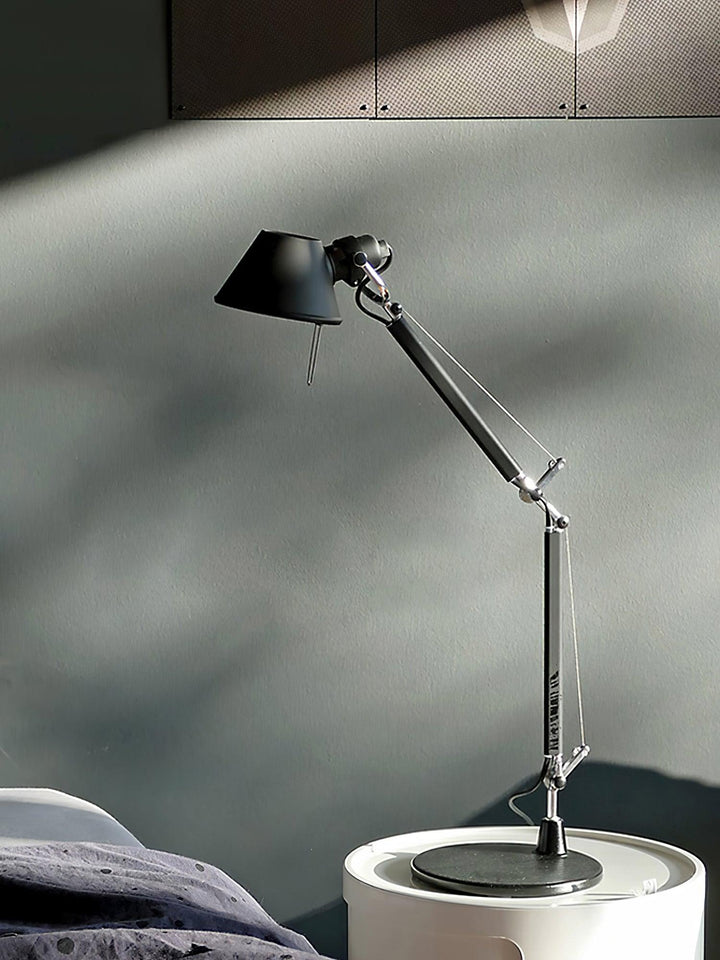 Parete Table Lamp - Vakkerlight