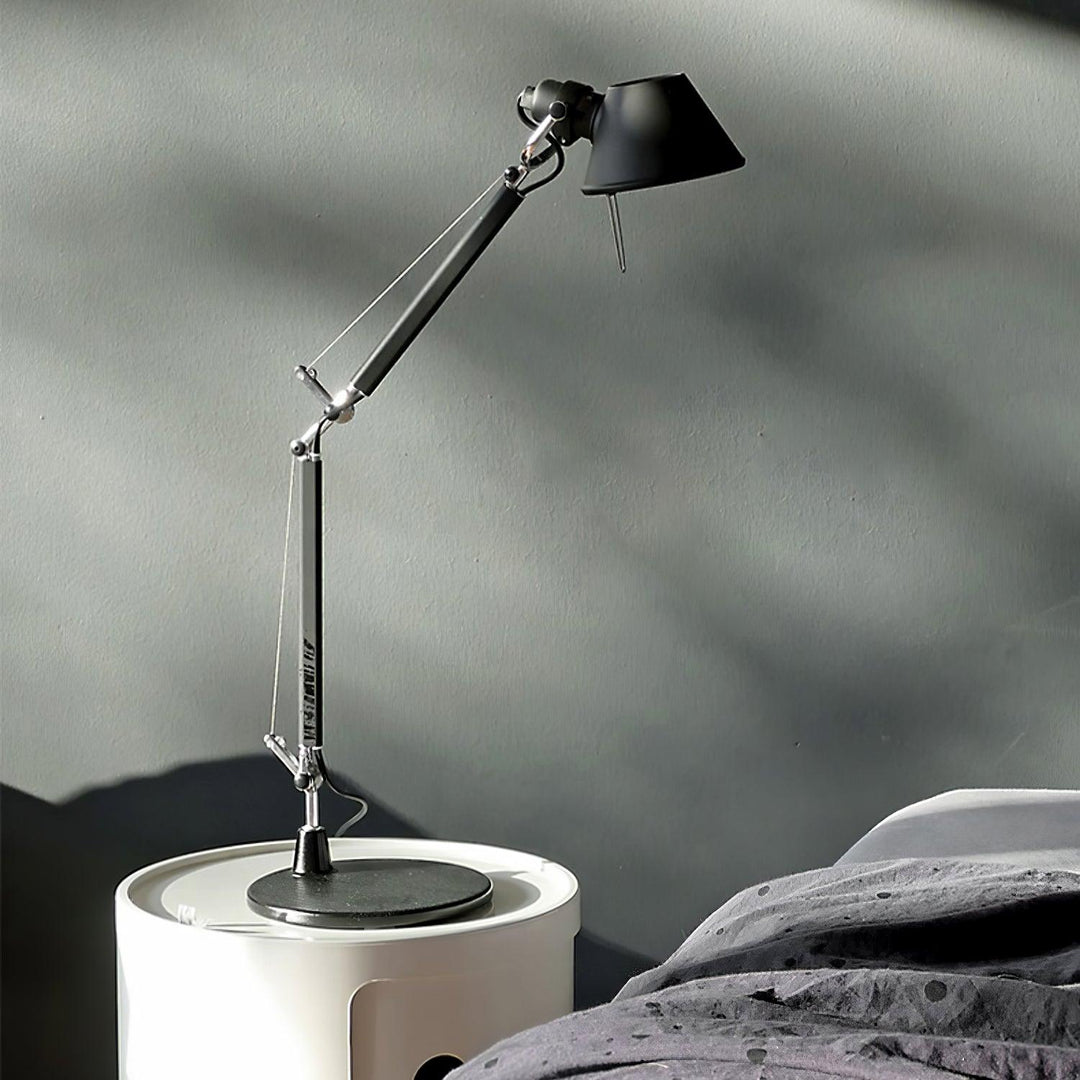 Parete Table Lamp - Vakkerlight