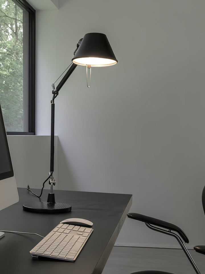 Parete Table Lamp - Vakkerlight