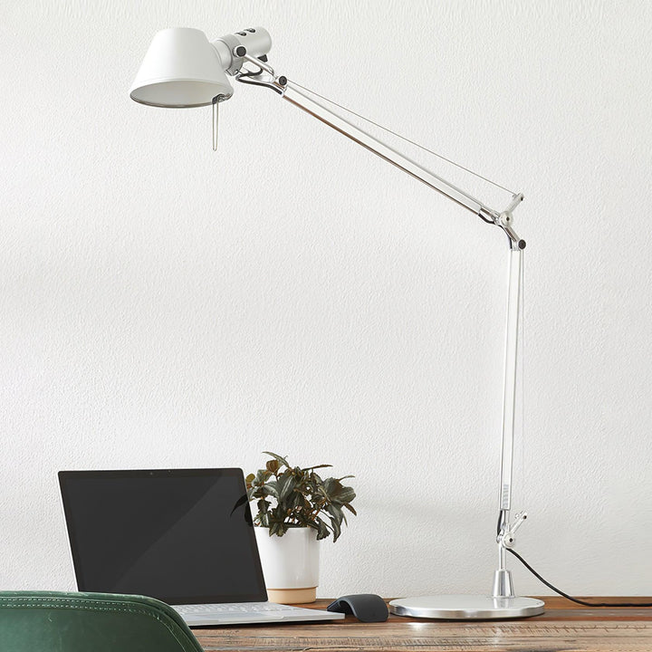 Parete Table Lamp - Vakkerlight