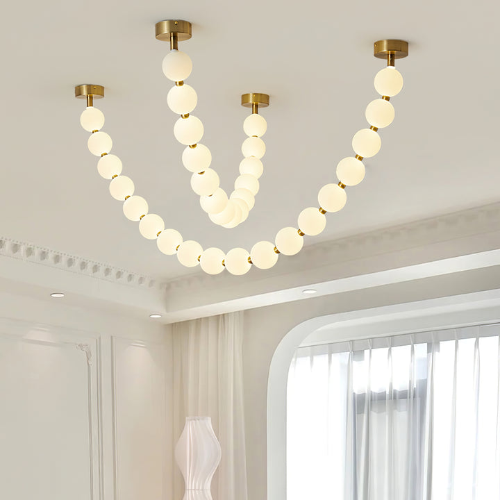 Pearl Necklace Balls Chandelier - Vakkerlight