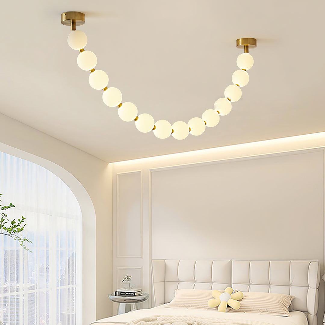 Pearl Necklace Balls Chandelier - Vakkerlight