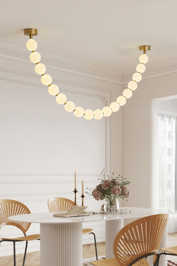 Pearl Necklace Balls Chandelier - Vakkerlight