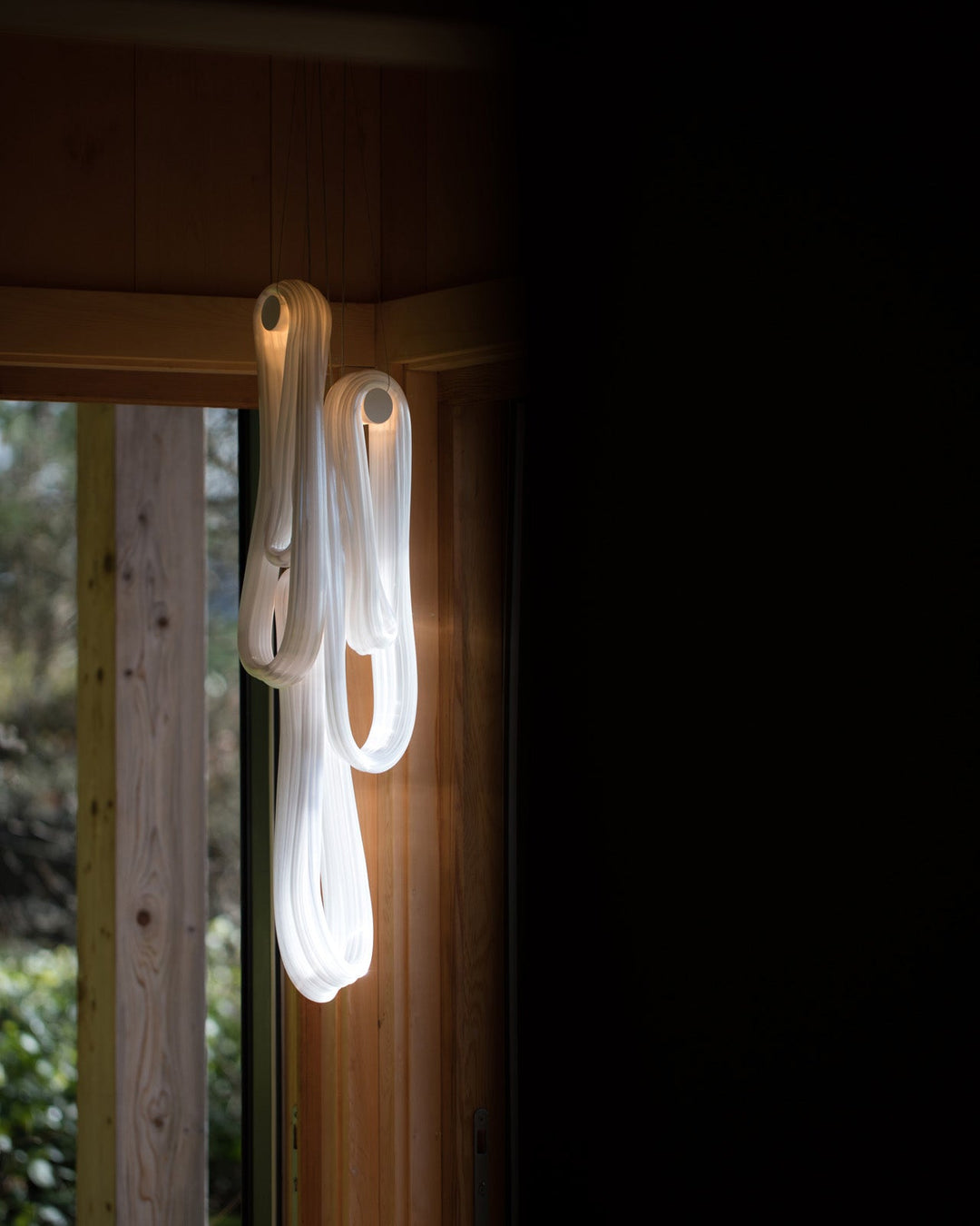 Pearlescent Filament Pendant Lamp - Vakkerlight