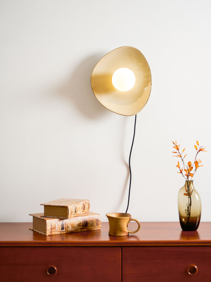 Pebble Disc Plug - in Wall Light - Vakkerlight