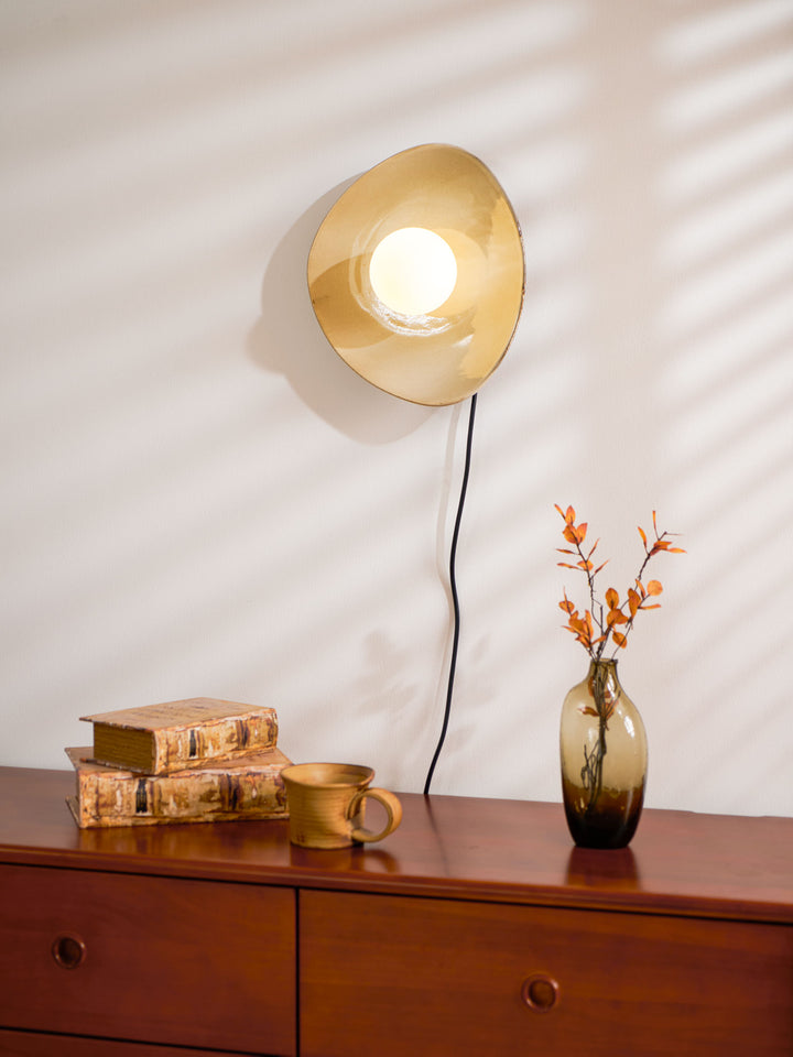 Pebble Disc Plug - in Wall Light - Vakkerlight