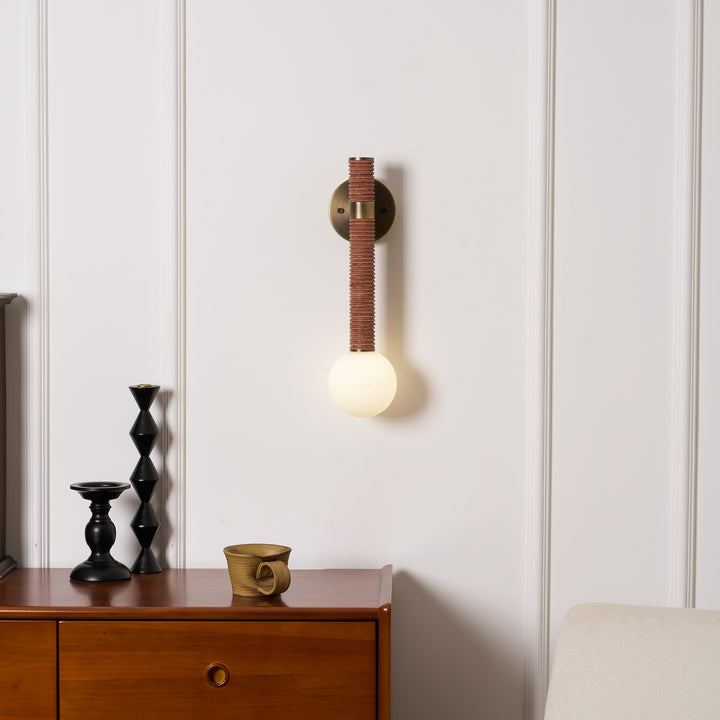 Lestro Wall Light
