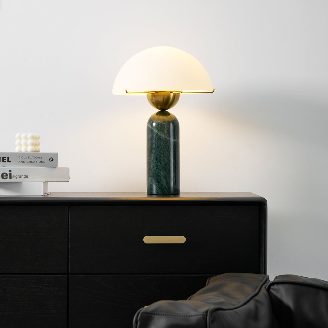 Peono Alabaster Table Lamp - Vakkerlight