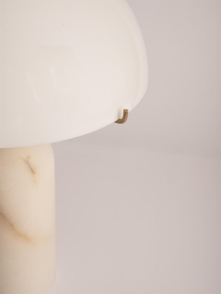 Peono Alabaster Table Lamp - Vakkerlight