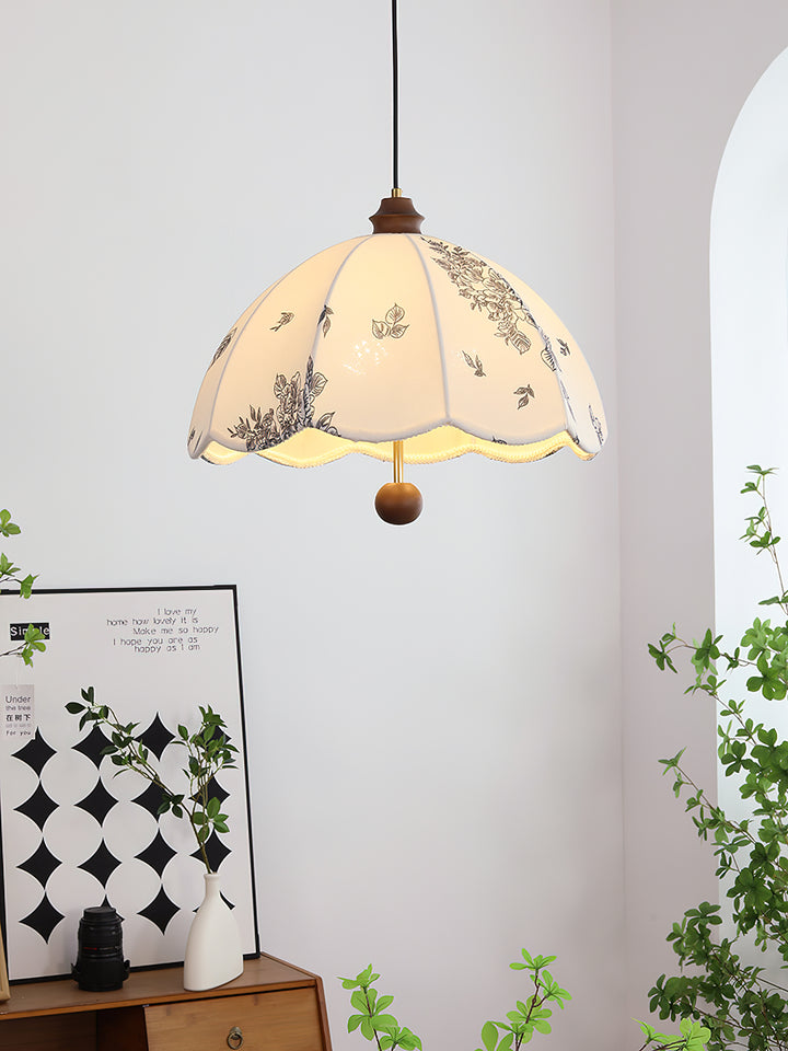 Petal Whisper Pendant Lamp - Vakkerlight