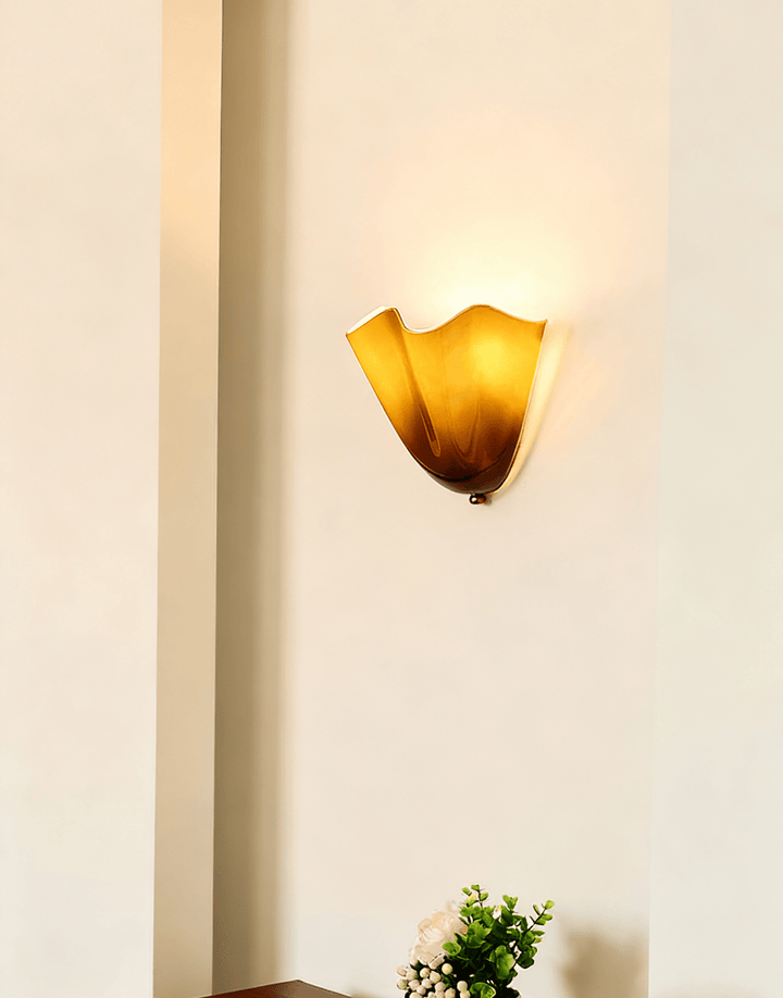 Petalia Wall Light - Vakkerlight