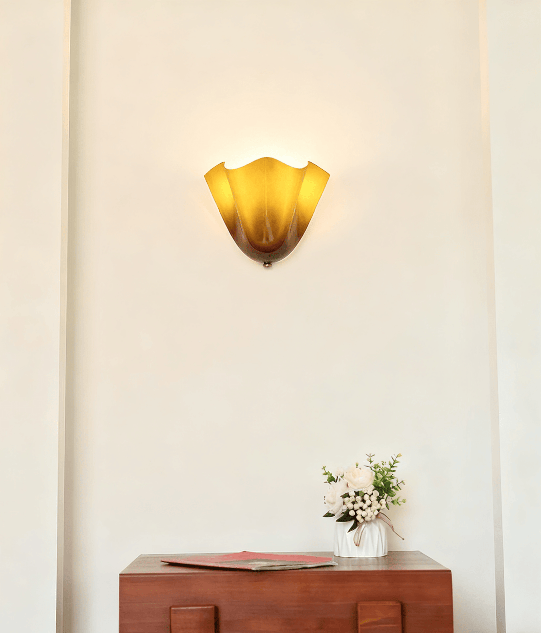 Petalia Wall Light - Vakkerlight