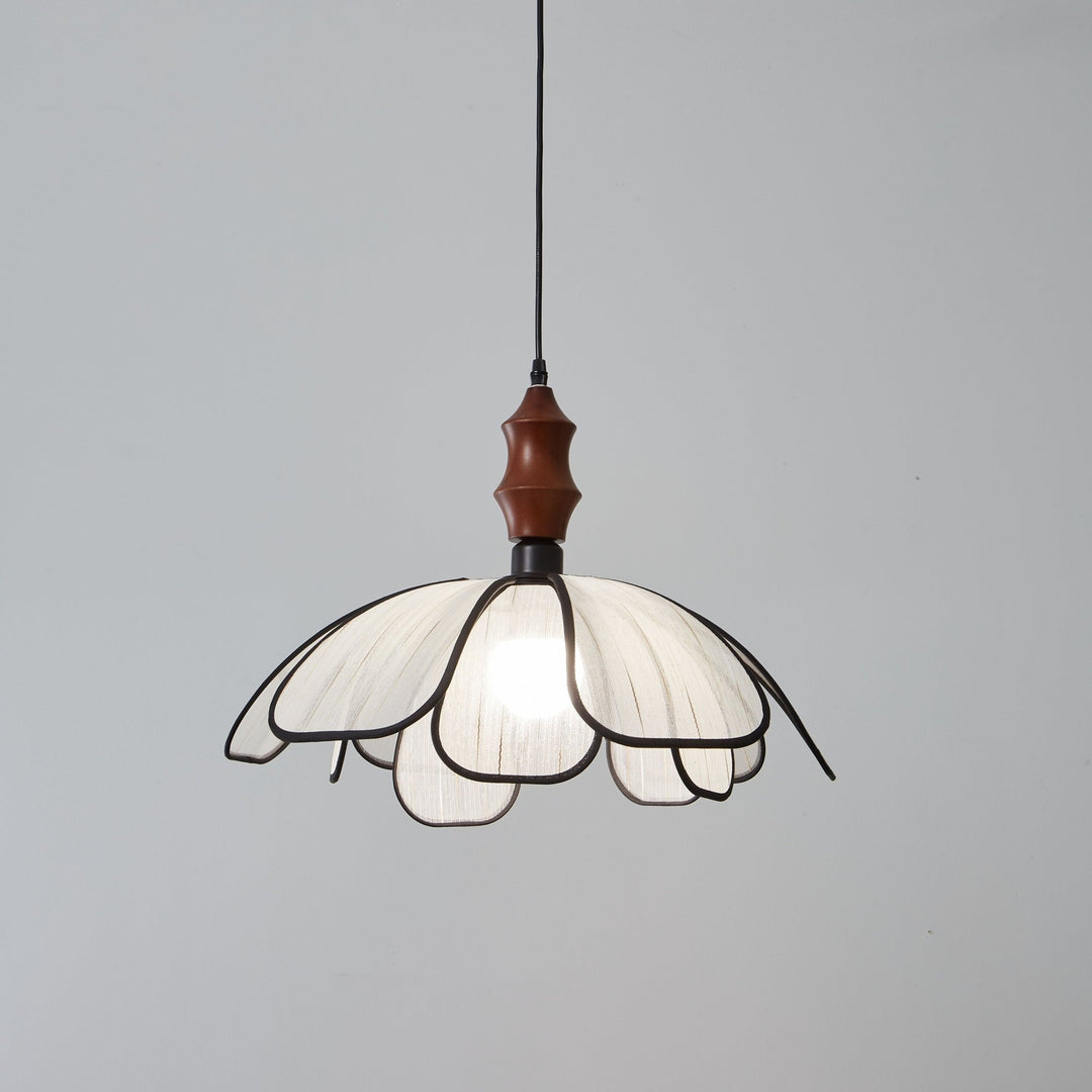 Petaline Whisper Pendant Lamp - Vakkerlight