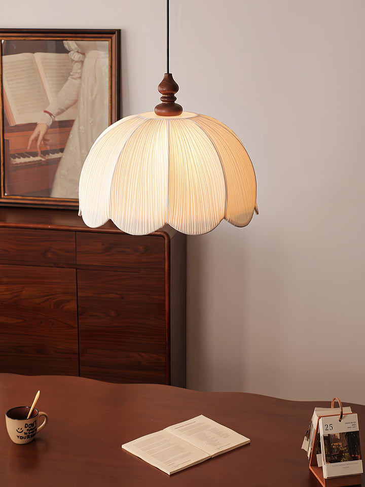 Petalora Pendant Lamp - Vakkerlight