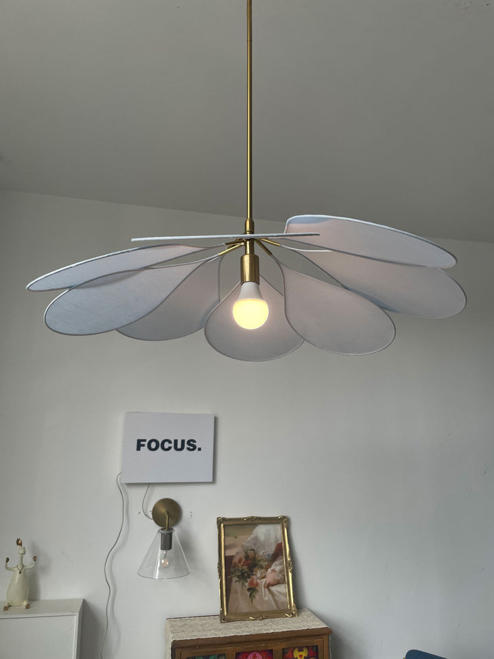 Petals Pendant Lamp - Vakkerlight