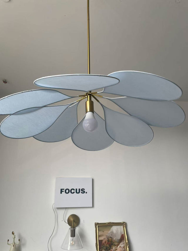 Petals Pendant Lamp - Vakkerlight