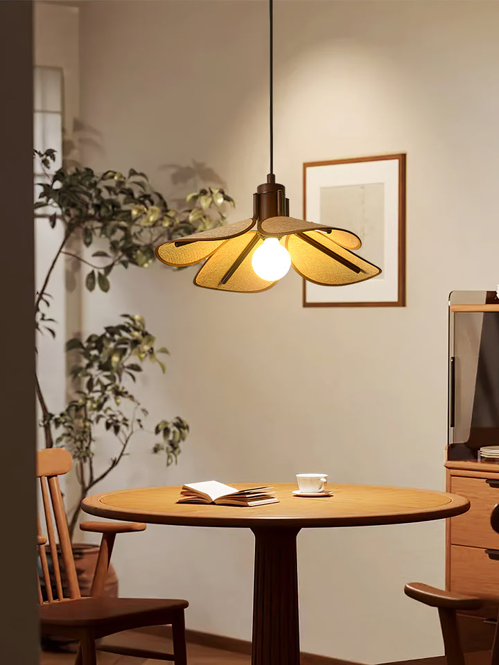 Petal Bloom Pendant Light - Vakkerlight