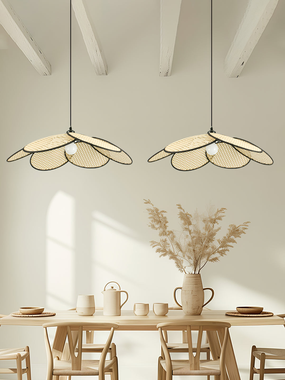 Petals Rattan Pendant Lamp - Vakkerlight