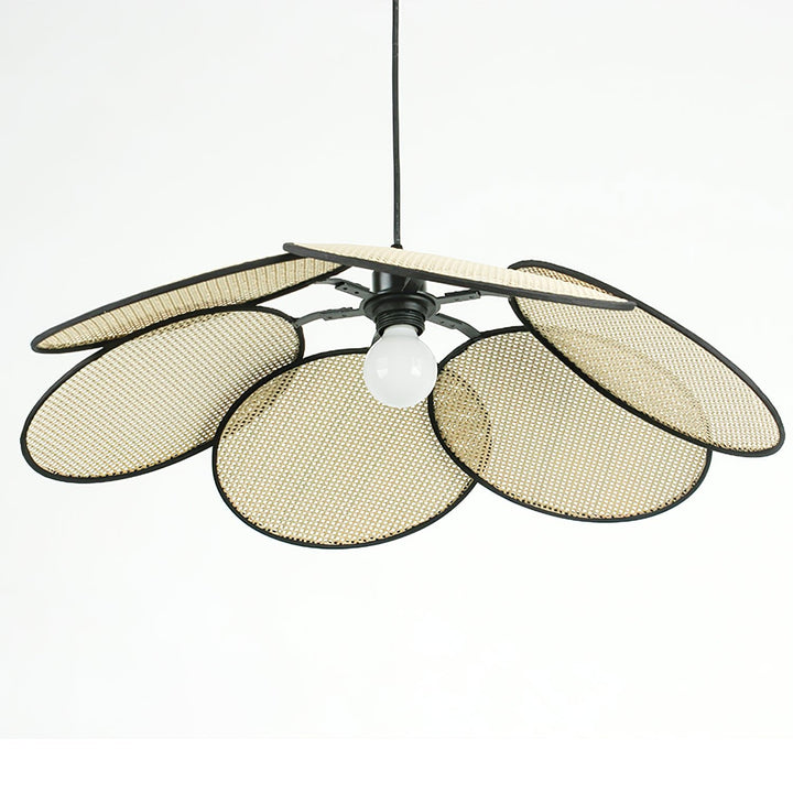 Petals Rattan Pendant Lamp - Vakkerlight