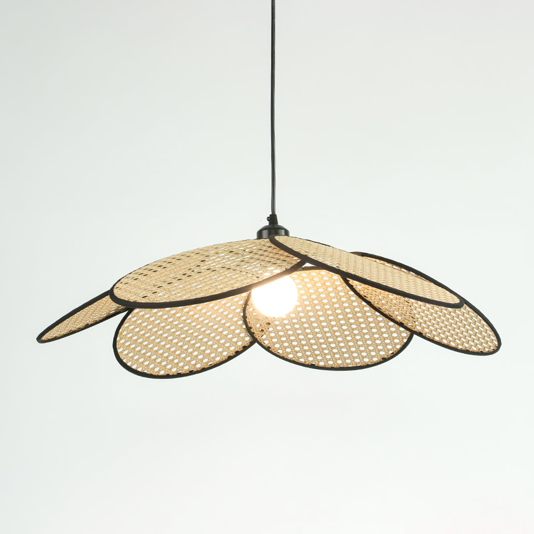 Petals Rattan Pendant Lamp - Vakkerlight