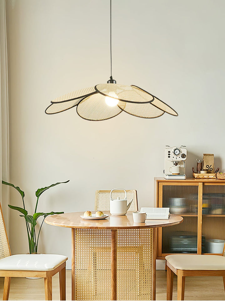 Petals Rattan Pendant Lamp - Vakkerlight