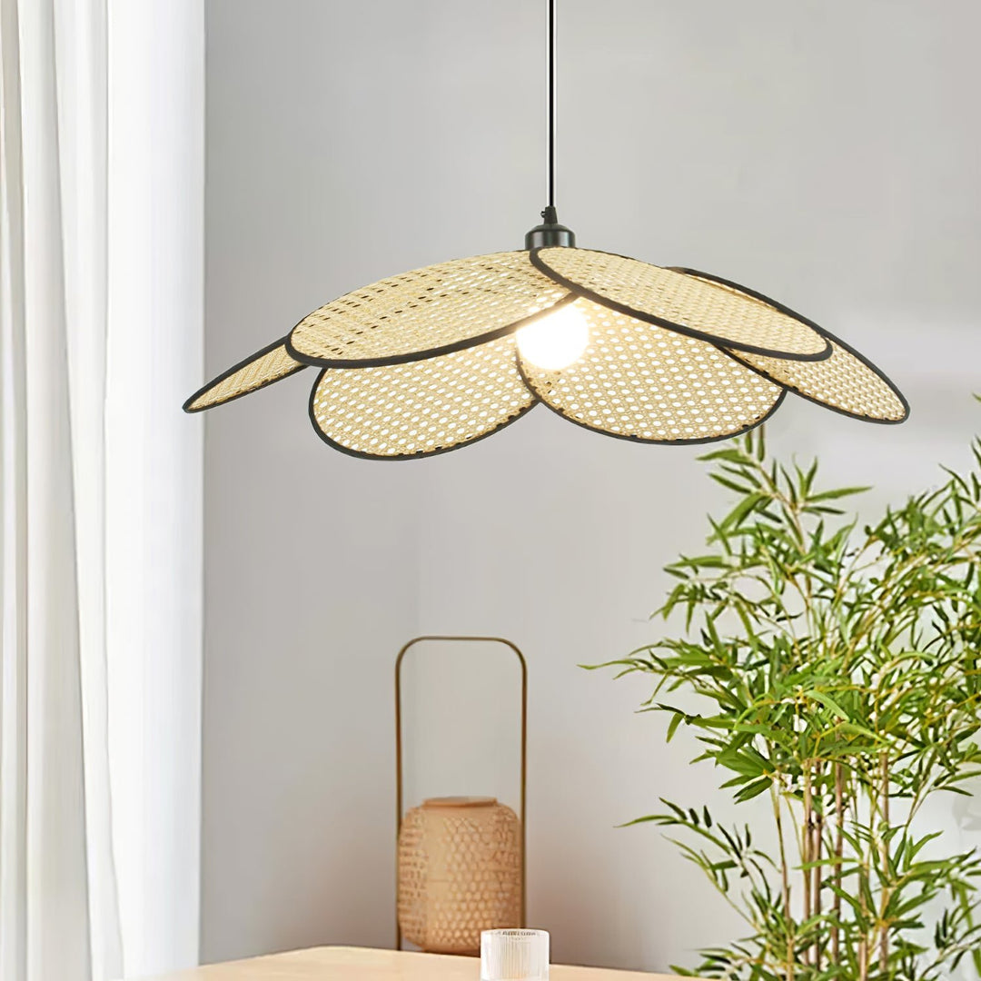 Petals Rattan Pendant Lamp - Vakkerlight