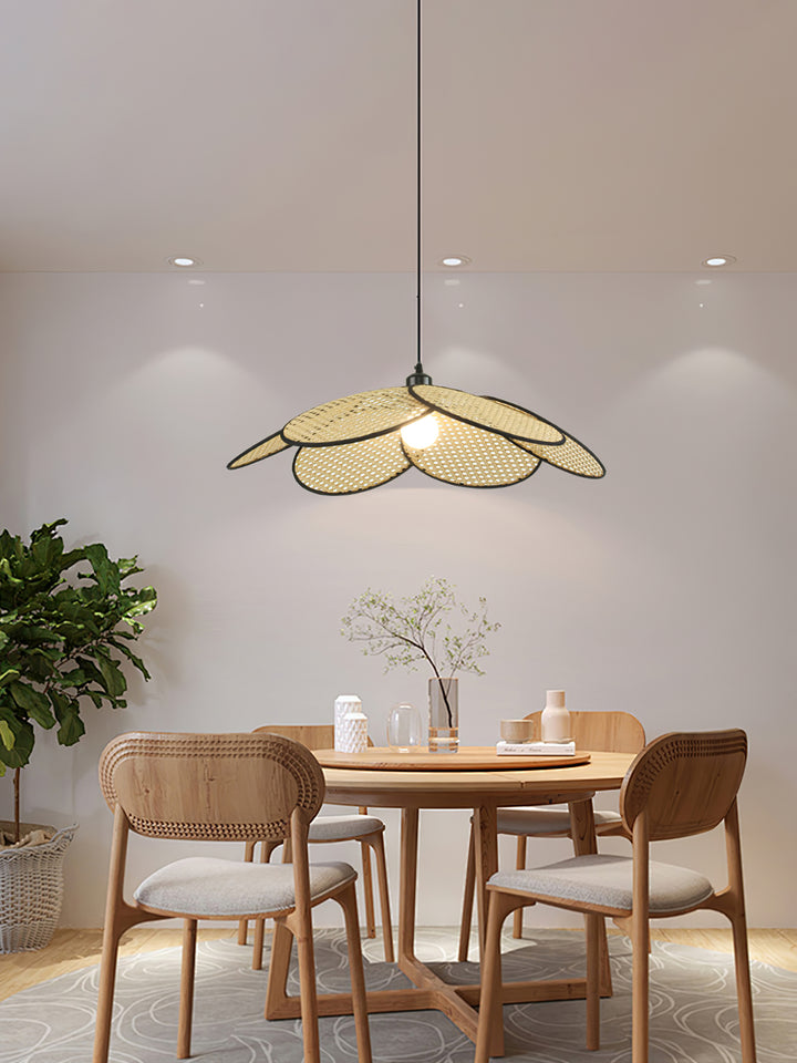 Petals Rattan Pendant Lamp - Vakkerlight