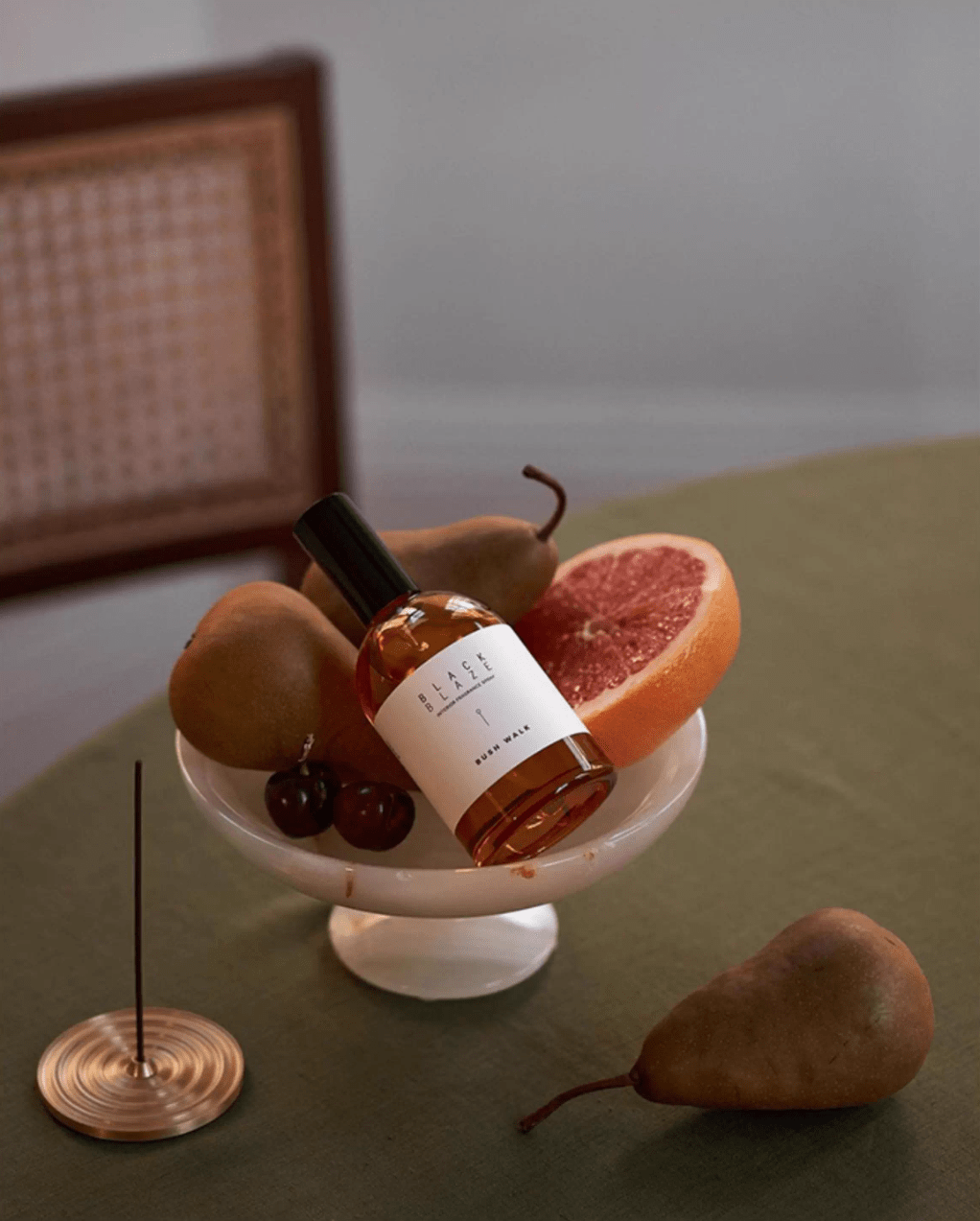 Petra Pedestal Bowl Storage Tray - Vakkerlight