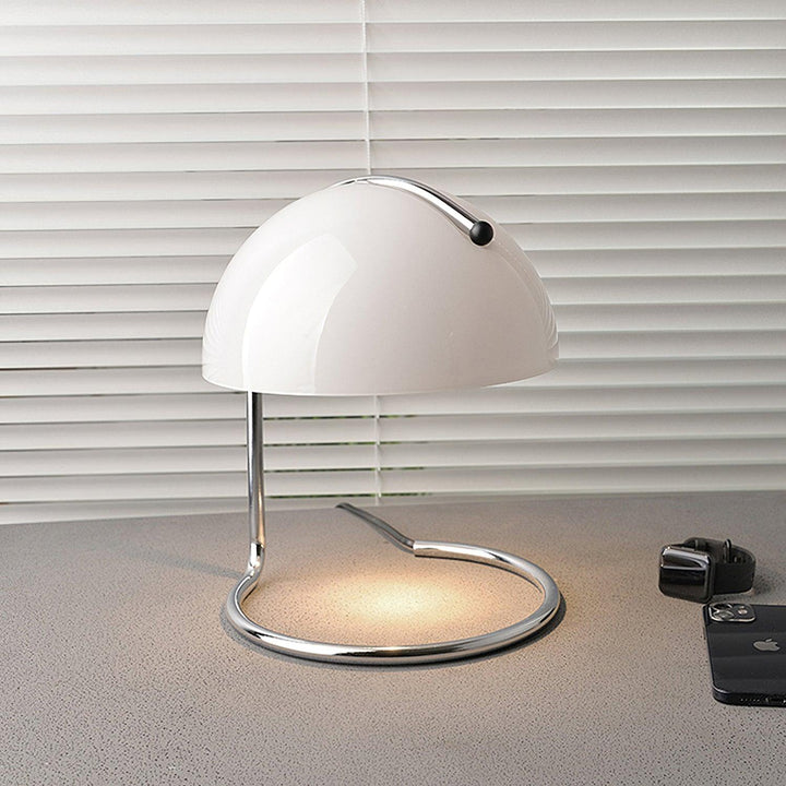 Pierre Table Lamp - Vakkerlight