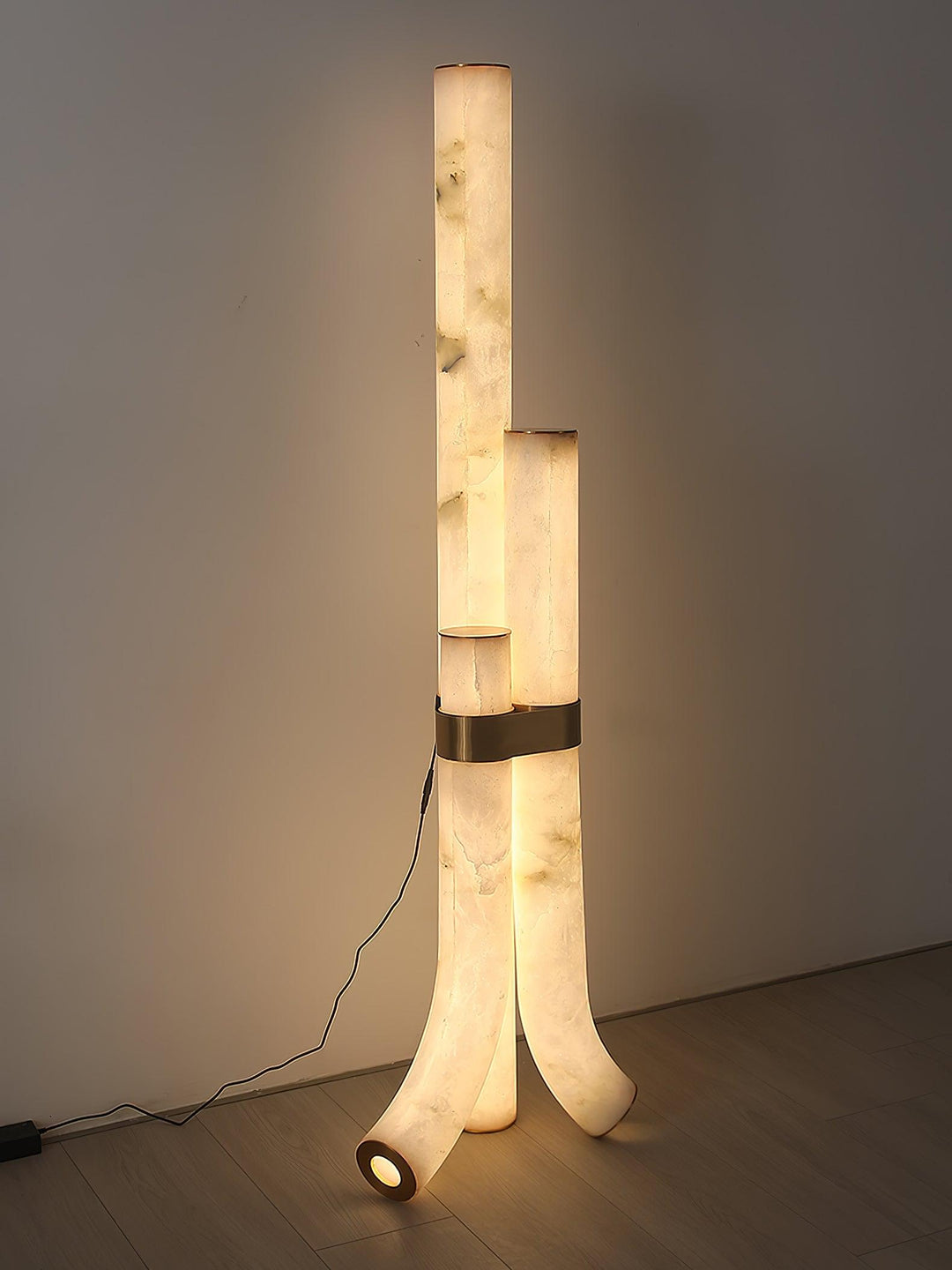 Piped Alabaster Floor Lamp - Vakkerlight