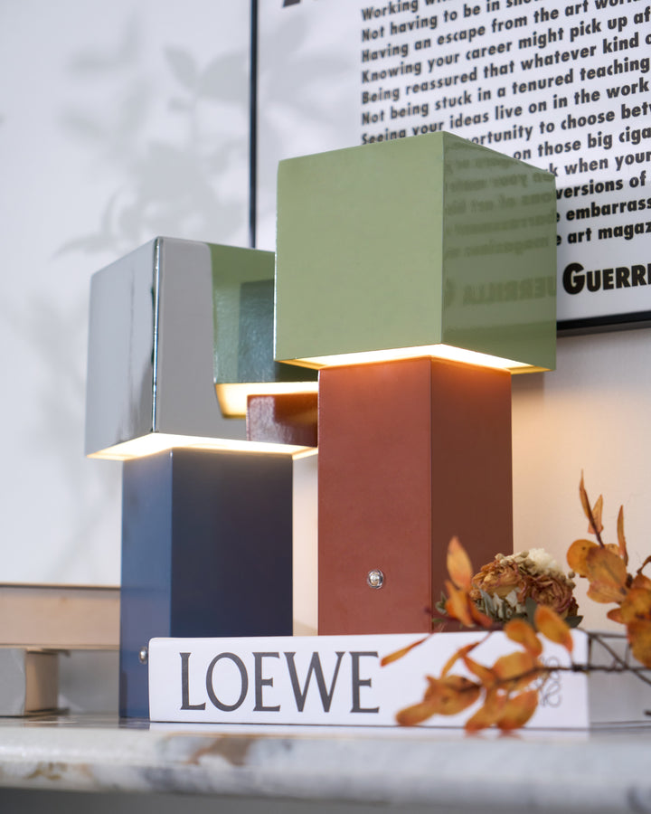 Pivot Portable Table Lamp - Vakkerlight