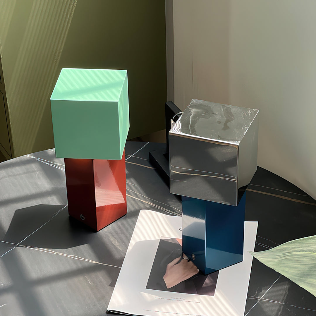 Pivot Portable Table Lamp - Vakkerlight