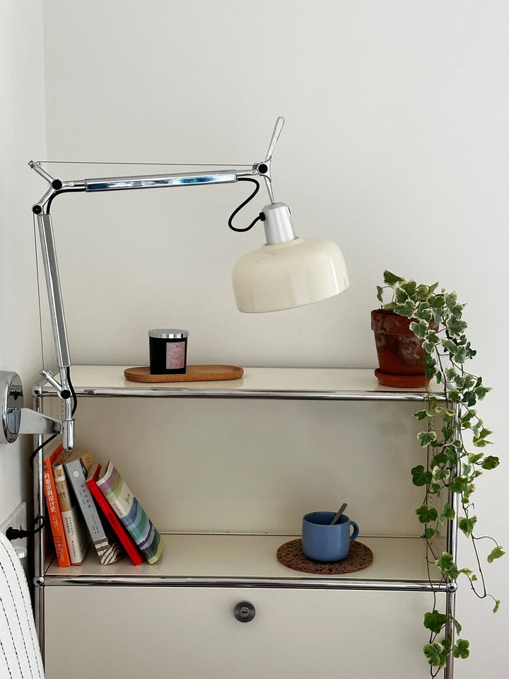 Pivot Swing-Arm Wall Lamp - Vakkerlight