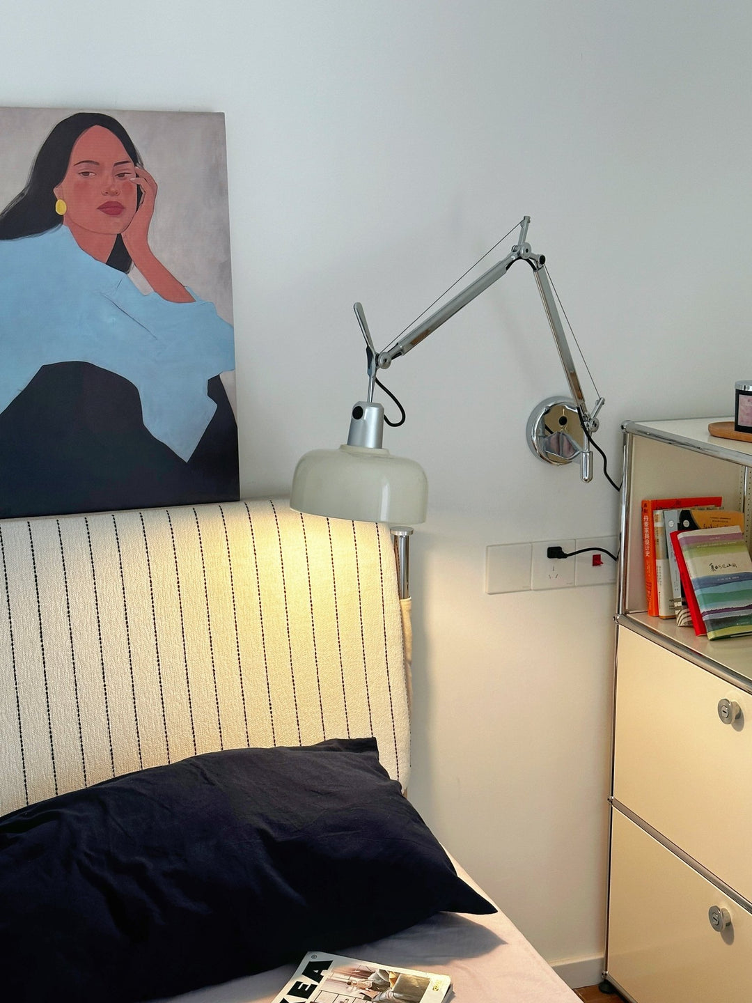 Pivot Swing-Arm Wall Lamp - Vakkerlight